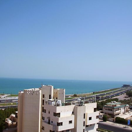 Plaza Athenee Hotel Kuwait City Eksteriør bilde