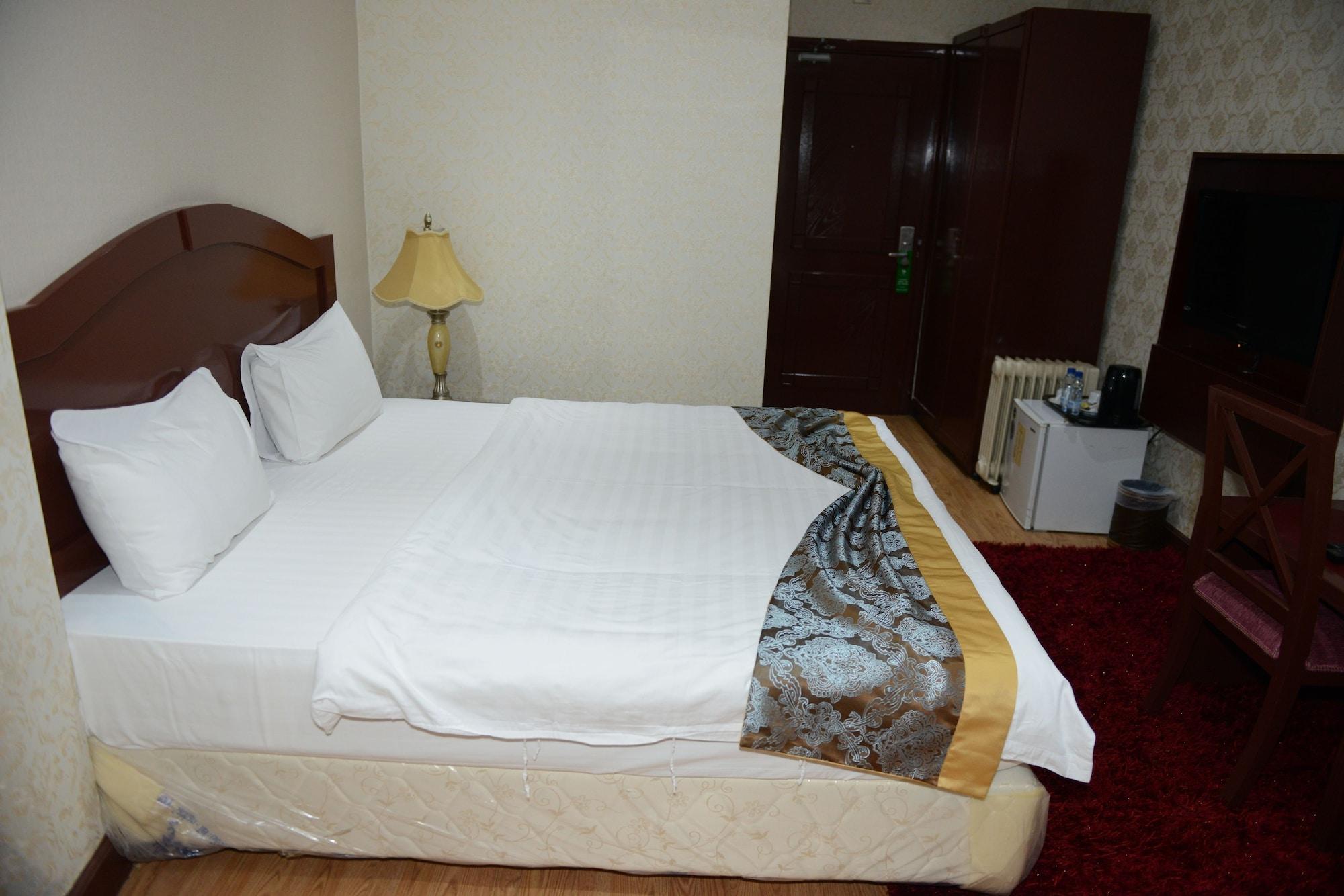 Plaza Athenee Hotel Kuwait City Eksteriør bilde