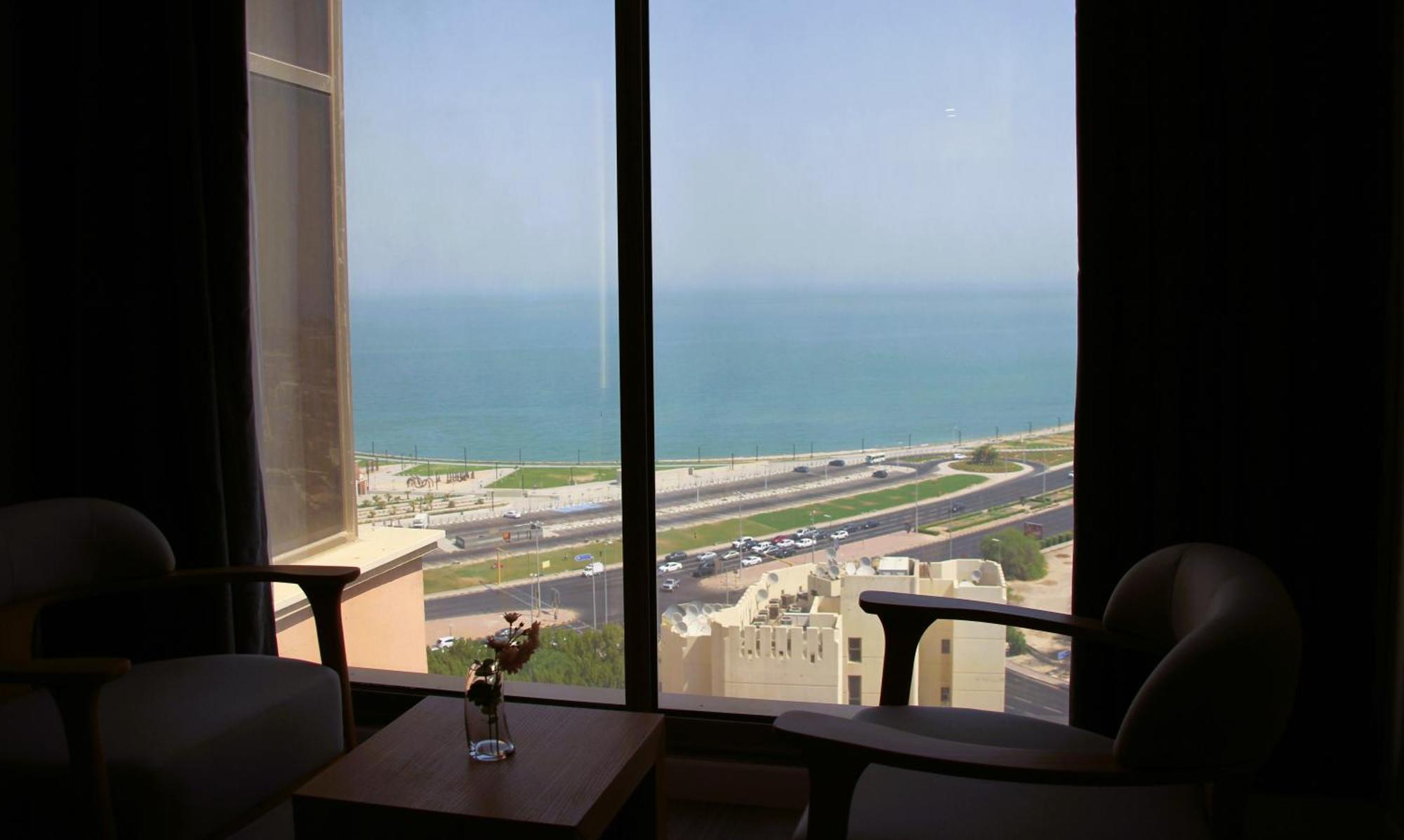 Plaza Athenee Hotel Kuwait City Eksteriør bilde