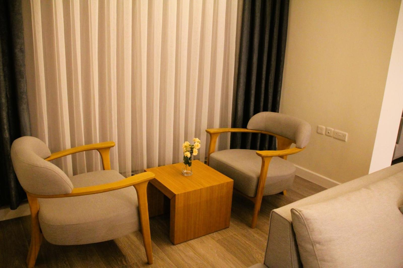 Plaza Athenee Hotel Kuwait City Eksteriør bilde
