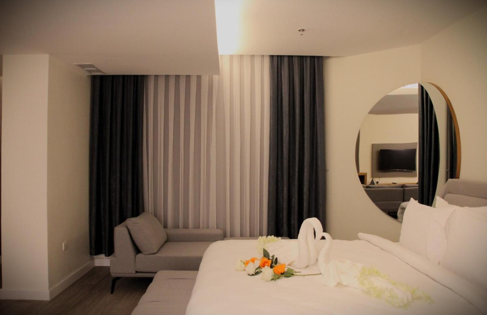 Plaza Athenee Hotel Kuwait City Eksteriør bilde