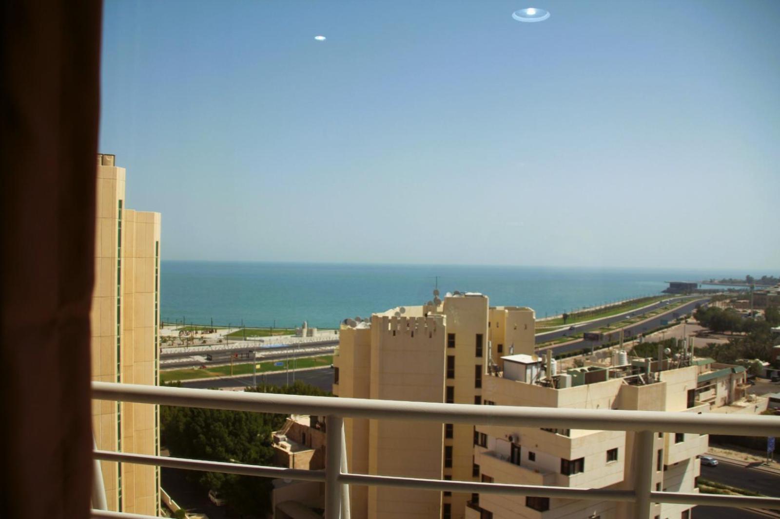 Plaza Athenee Hotel Kuwait City Eksteriør bilde