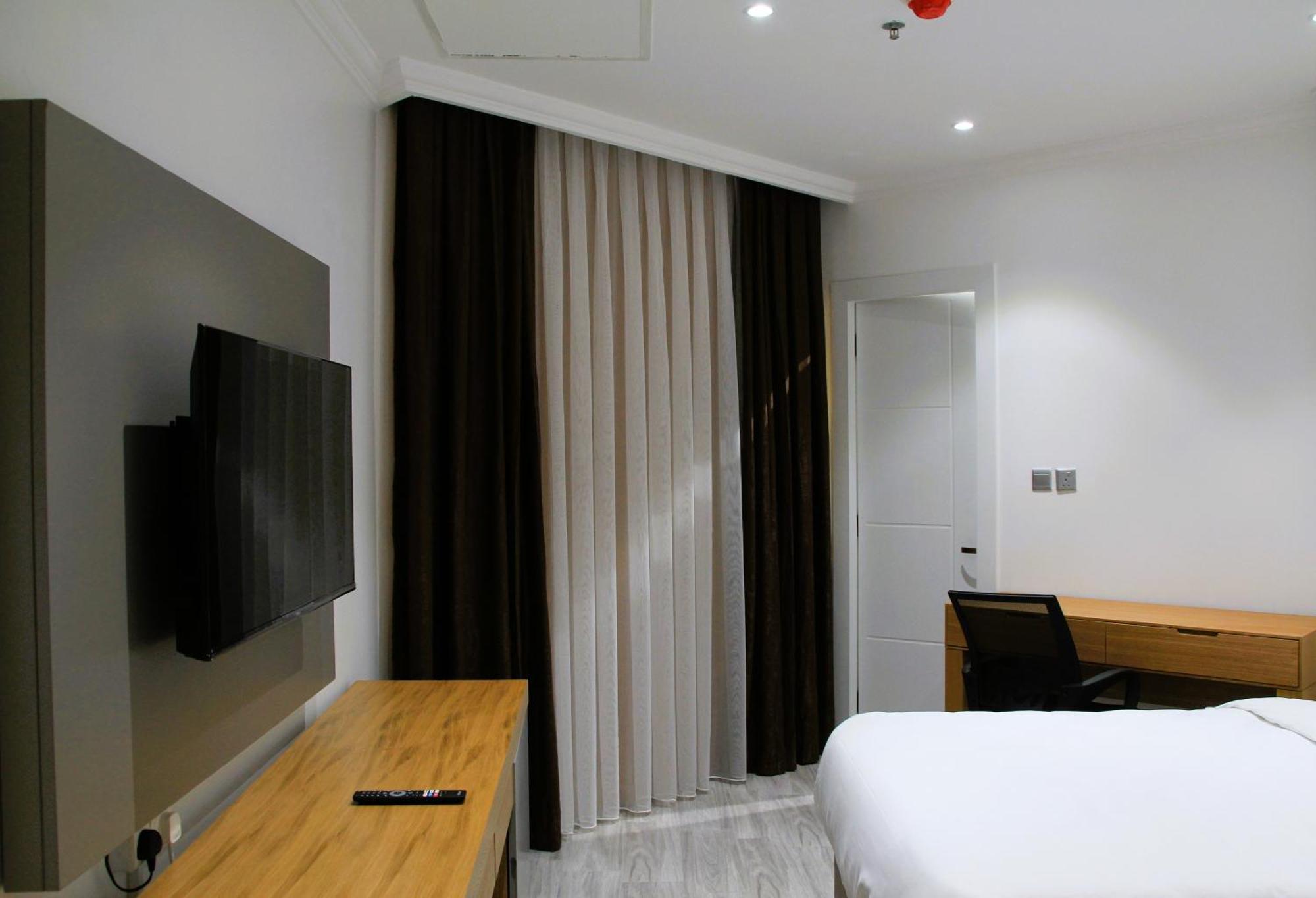 Plaza Athenee Hotel Kuwait City Eksteriør bilde